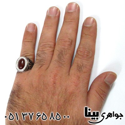انگشتر عقیق قرمزبیضی مردانه طرح دار درشت