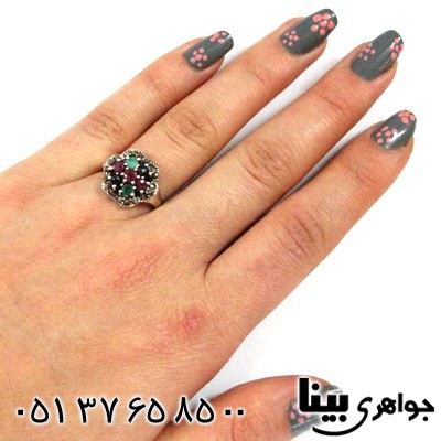 انگشتر چند جواهر یاقوت و زمرد زنانه گل پنج پر