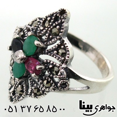 انگشتر چند جواهر زنانه یاقوت و زمرد طرح لوزی