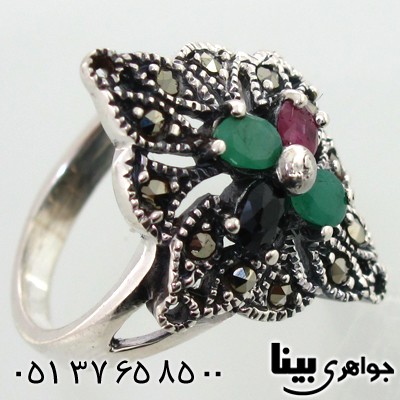 انگشتر چند جواهر زنانه یاقوت و زمرد طرح لوزی