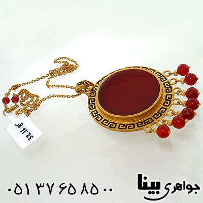 سینه ریز عقیق قرمز طرح زیر خاکی ورساچی درشت و باشکوه