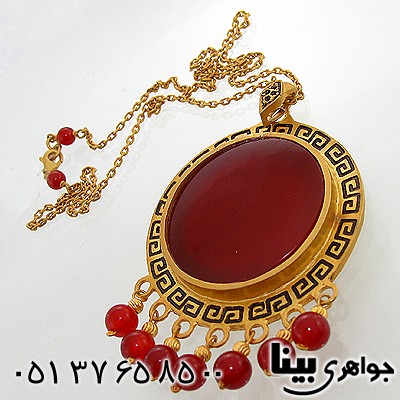 سینه ریز عقیق قرمز طرح زیر خاکی ورساچی درشت و باشکوه