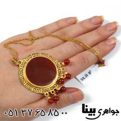 سینه ریز عقیق قرمز طرح زیر خاکی ورساچی درشت و باشکوه