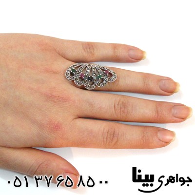 انگشتر چند جواهر زنانه یاقوت و زمرد طرح طاووس درشت