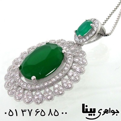 گردنبند نقره طرح زمرد زنانه دور جواهری