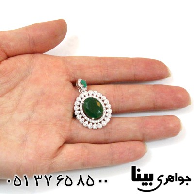 گردنبند نقره طرح زمرد زنانه دور جواهری