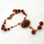 قرمز طرح زیر خاکی درشت طاووسی