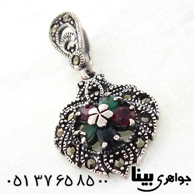 گردنبند چند جواهر زنانه یاقوت و زمرد طرح گل پنج پر