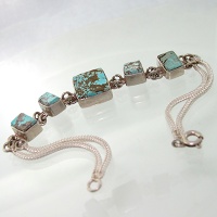 دستبند فیروزه نیشابوری زنانه مربعی 