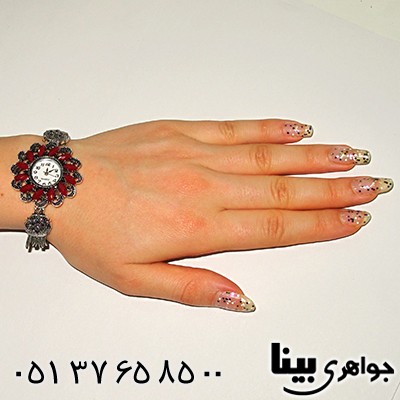 ساعت حدید و نگین قرمز زنانه طرح مارکازیت مدل گل درشت _کد:8179