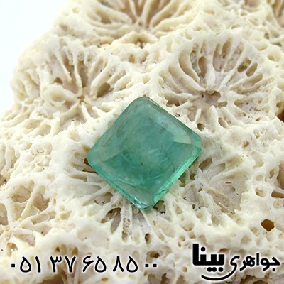 نگین انگشتر زمرد آفریقایی زلال مربعی _کد:8291