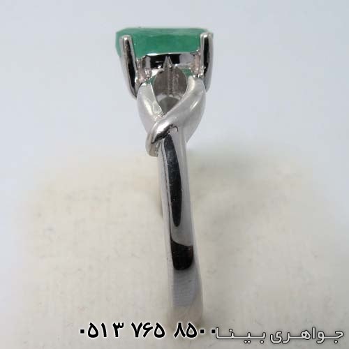 انگشتر زمرد با رکاب ساده