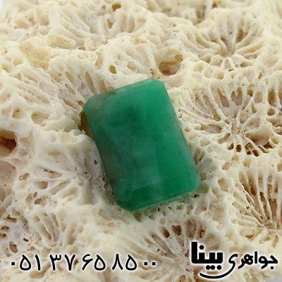 نگین انگشتر زمرد زامبیا درشت مستطیلی خوش رنگ _کد:8580