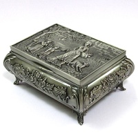 جعبه جواهر فلزی بزرگ مدل silver مزرعه پائیزی 