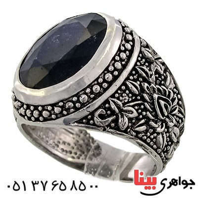 انگشتر یاقوت کبود مرغوب مردانه درشت مدل قلم زنی فاخر _کد:9210