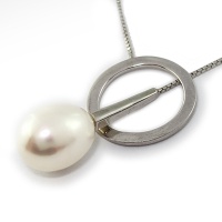 سینه ریز مروارید درجه یک زنانه مدل حلقه 