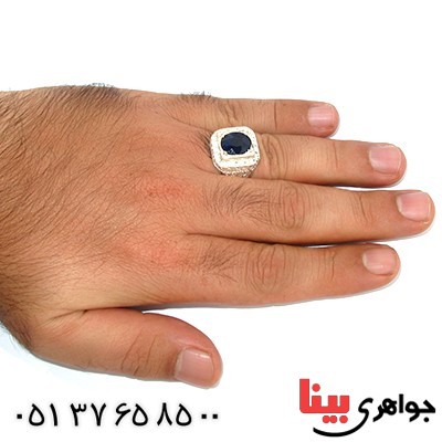 انگشتر یاقوت کبود مردانه درشت مربعی آینه کاری فاخر _کد:1374