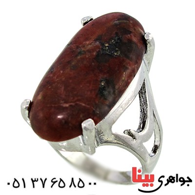 نگین انگشتر عقیق خزه ای قرمز خوشرنگ و درشت بیضی _کد:10113