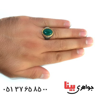 انگشتر نقره مردانه نگین سبز دور طلایی _کد:10383