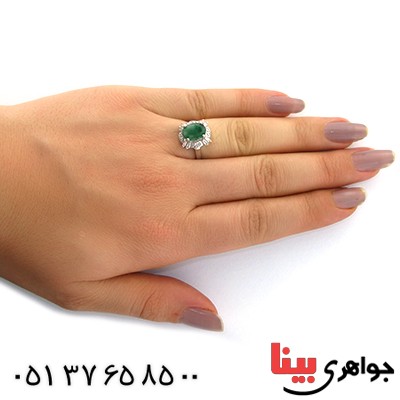 انگشتر زمرد زنانه بیضی رادیوم لوکس مدل فریبا _کد:11135
