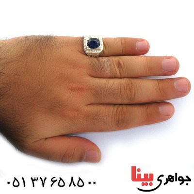 انگشتر یاقوت کبود مردانه درشت مربعی آینه کاری فاخر _کد:1630