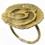 و طلا طرح زیر خاکی مدل مرغ و حرف ع _کد:1685