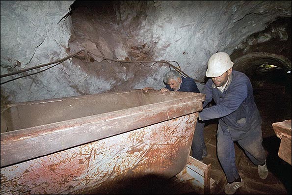 گزارش تصویری از معدن فیروزه نیشابور
