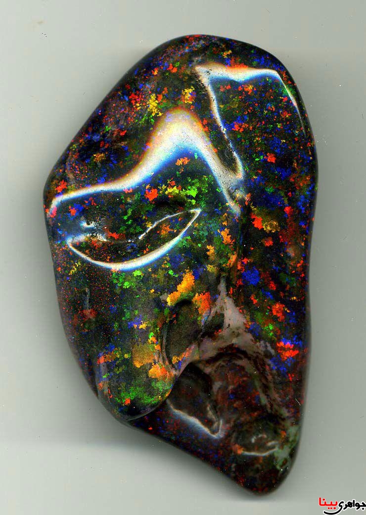 Радужный самоцвет. Радужный опал камень. Опал Aurora Australis. Опал Матрикс камень. Опал Андамука.