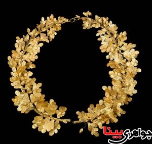 حلقه گل طلایی