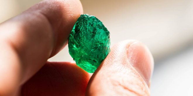 سنگ زمرد دانستنی ها و خواص آن Emerald
